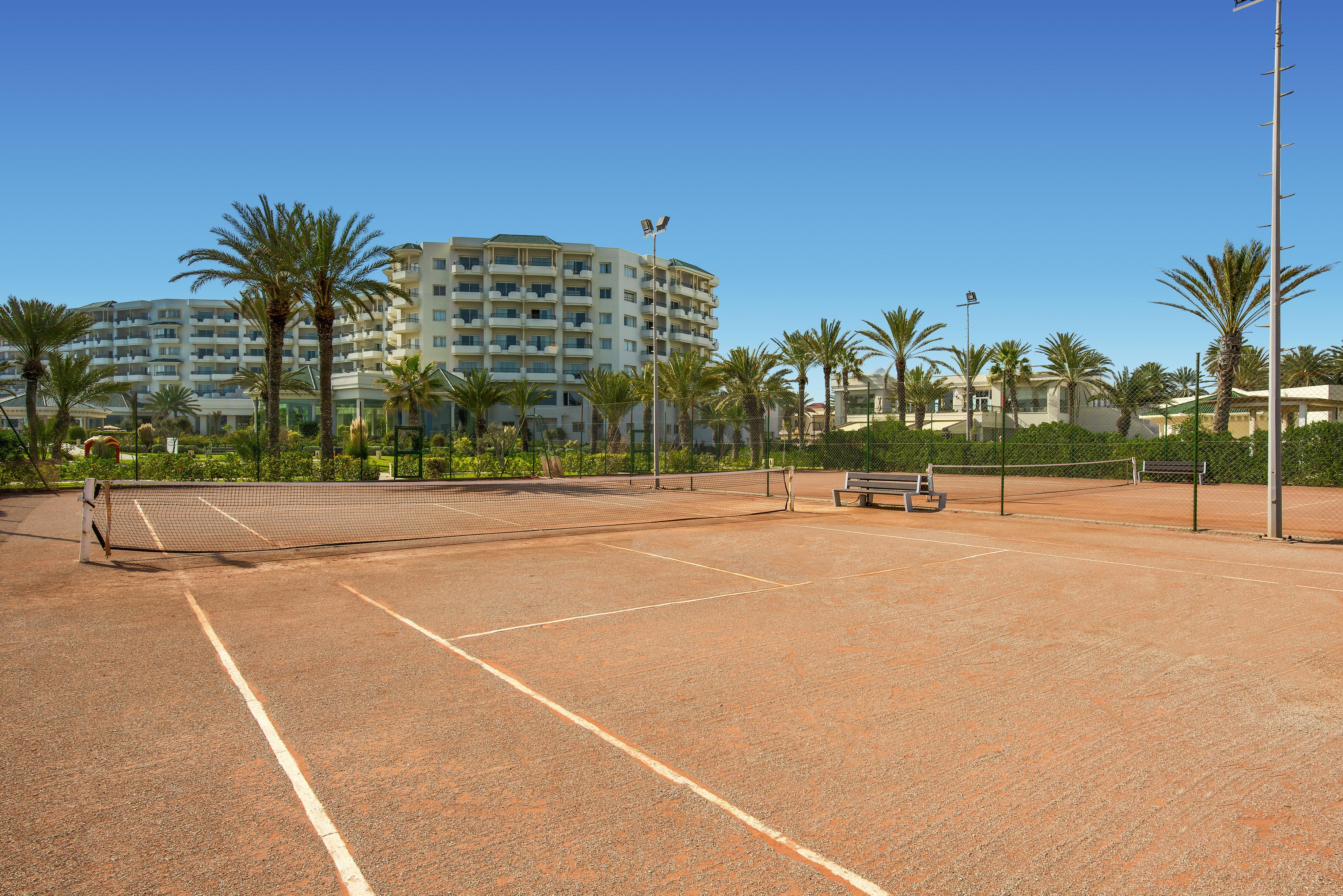 Hotel Iberostar Selection Royal El Mansour Mahdia Esterno foto Tennis courts at the resort