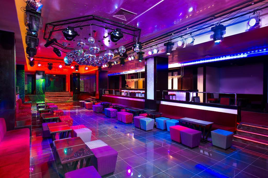 Hotel Iberostar Selection Royal El Mansour Mahdia Esterno foto The interior of the nightclub