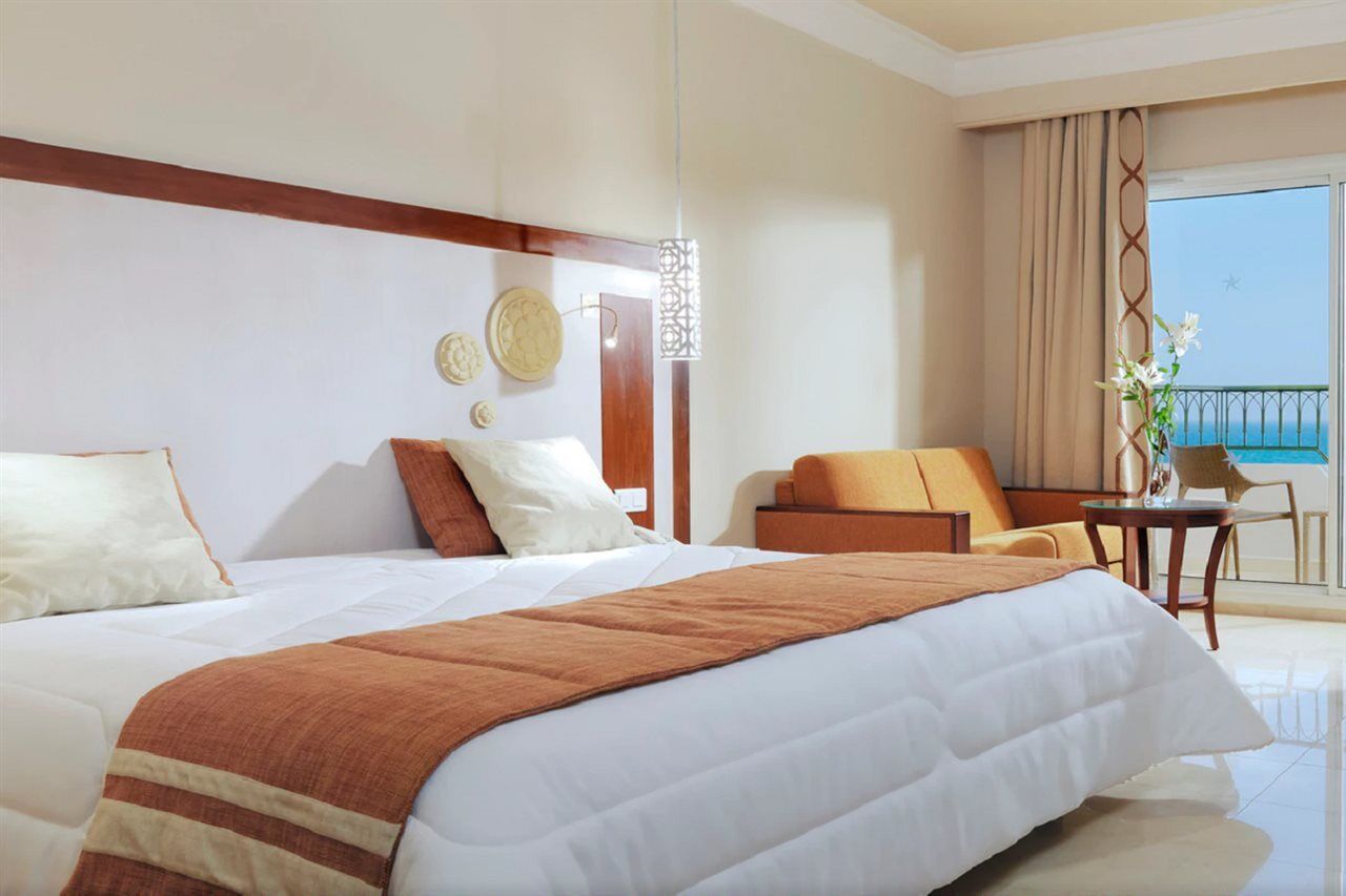Hotel Iberostar Selection Royal El Mansour Mahdia Esterno foto A bedroom in a hotel